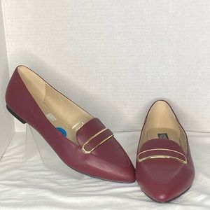 Jones NY NWOT Signature Office Flats Non Slip Sz 10